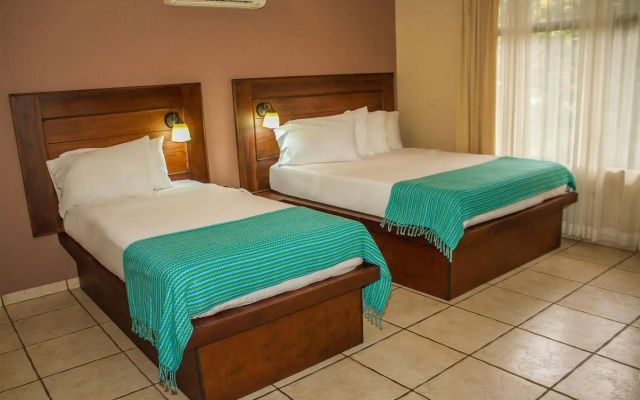 La Riviera Hotel B&B