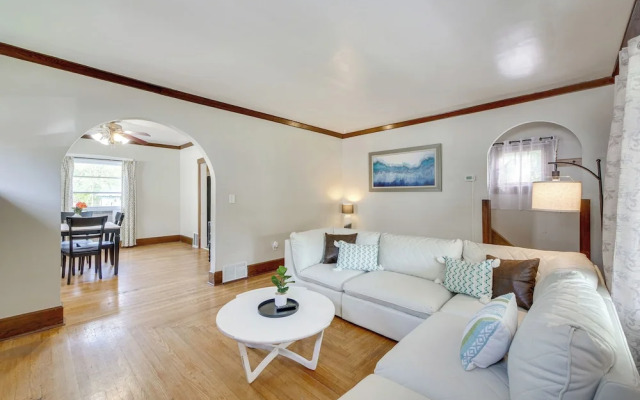 Welcoming Home in Youngstown w/ Private Backyard!