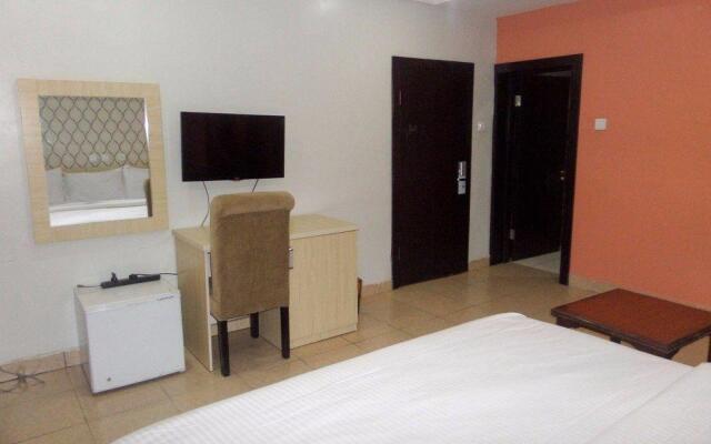 Siman Suites