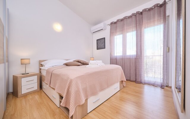 Apartment Mark by Litto