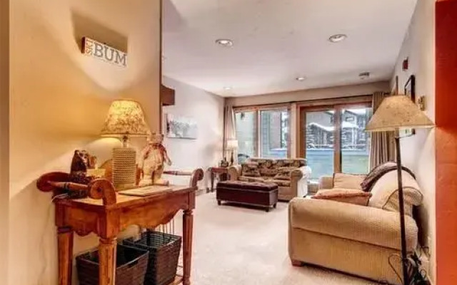 Ski Hill by Pinnacle Lodging