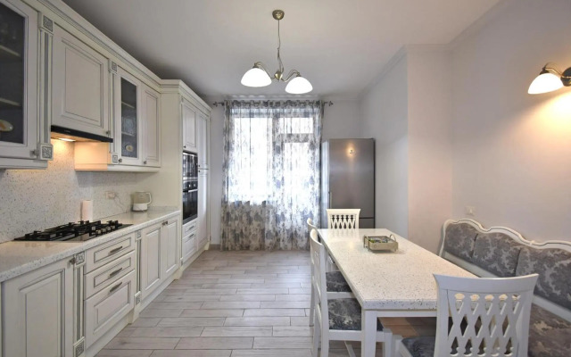 Aram Street, 2 bedrooms Beautiful, Modern apartment DI723
