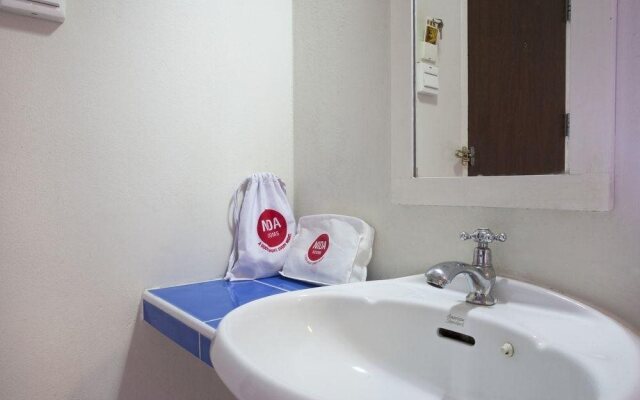 NIDA Rooms Talat Yot Night Market