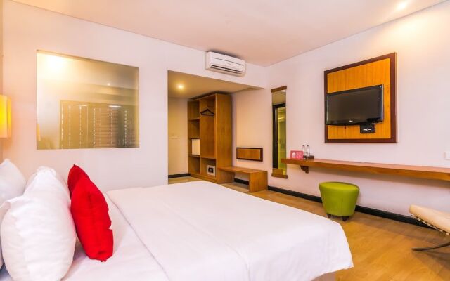 ZEN Rooms Kuta Beach Poppies Lane