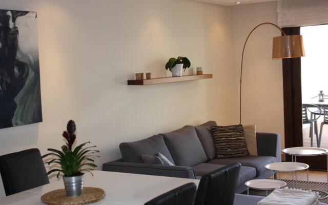 116 - Penthouse with Private Pool near beach
