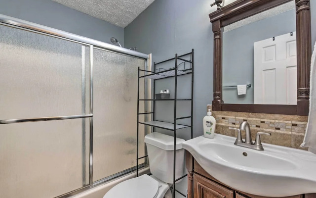 Charming Marietta Home ~ 7 Mi to Downtown!