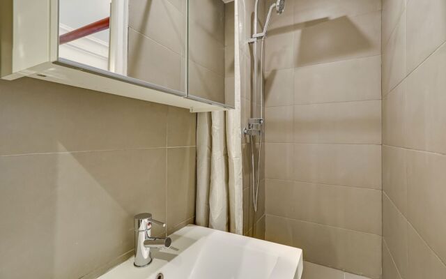 Pick A Flat's Montparnasse Studio