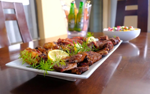 Selina Airport Lodge #Emzini