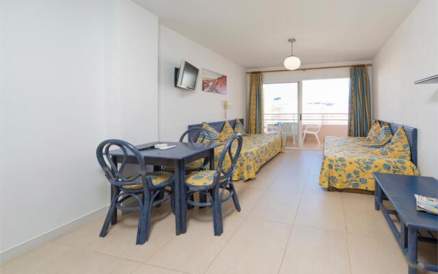 Playa Bella Beach Apartments