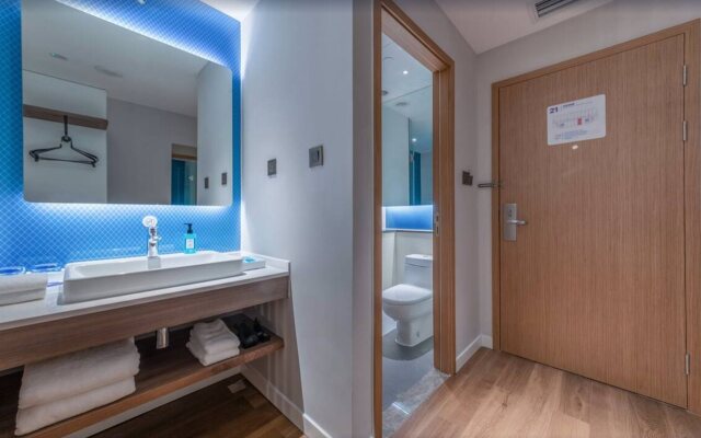 Holiday Inn Express Chongqing Zhongxian