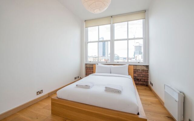 2 Bedroom Loft Apartment With City View