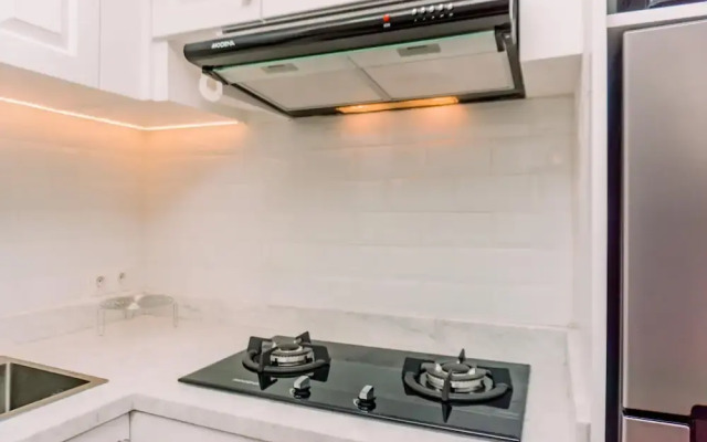 Fancy 2Br Apartment At M-Town Residence Near Summarecon Mall