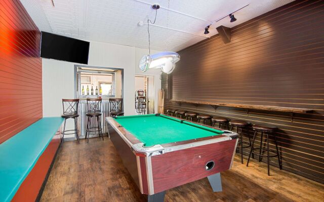 Ramada Plaza & Conference Center by Wyndham Gillette