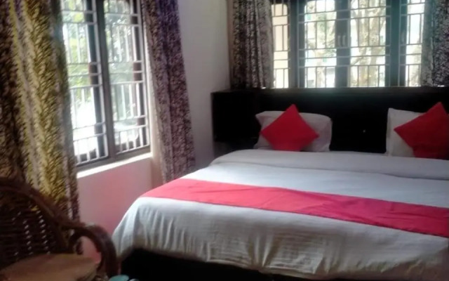 OYO 26696 Hotel Mountain Trail