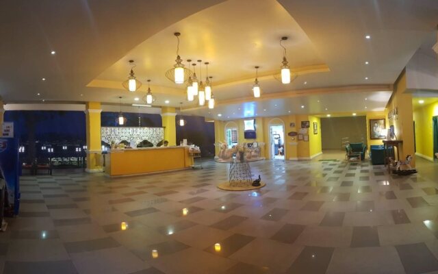 Chiangkhong Teak Garden Riverfront Onsen Hotel