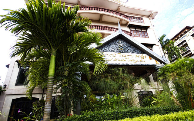 Royal Villa Angkor Hotel