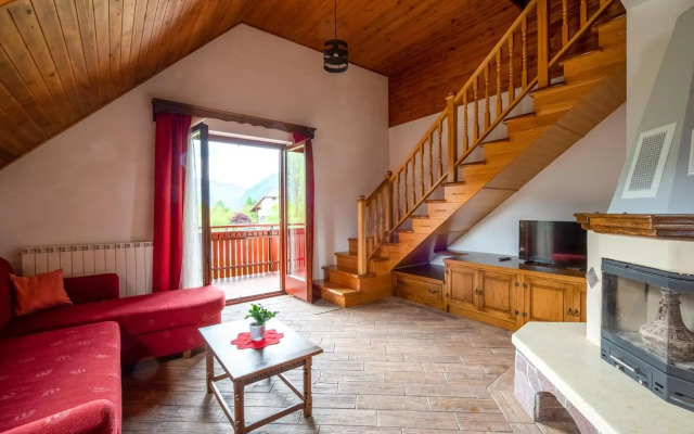 Holiday apartment Pika