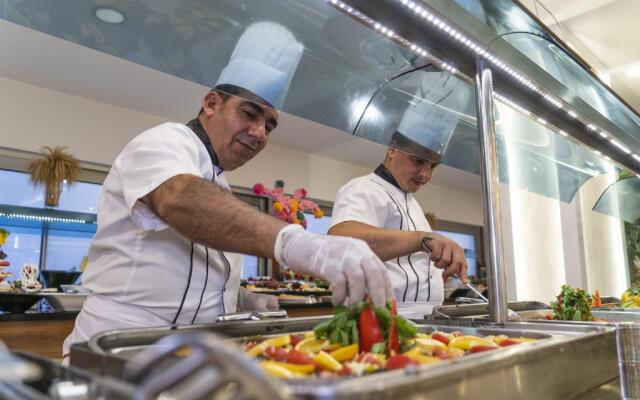 Kleopatra Life Hotel & SPA