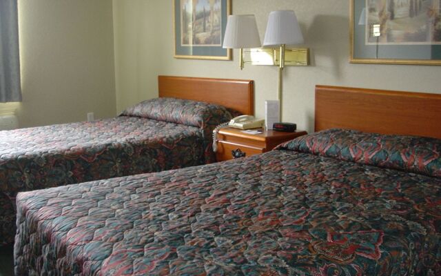 Travelodge Inn And Suites Pensacola
