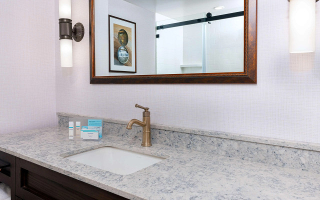 Hampton Inn Buffalo-Williamsville