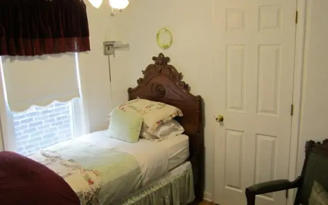 Wicker Park Guesthouse