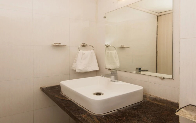 OYO 4173 Dolphin Club