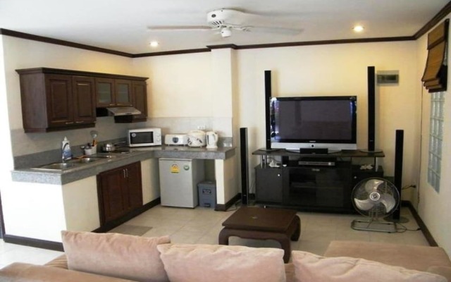 The Waterfront Apartment