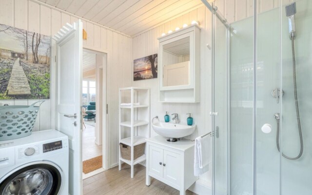 Nice Home in Zerpenschleuse With 2 Bedrooms, Wifi and Sauna