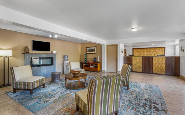 Best Western Pine Springs Inn