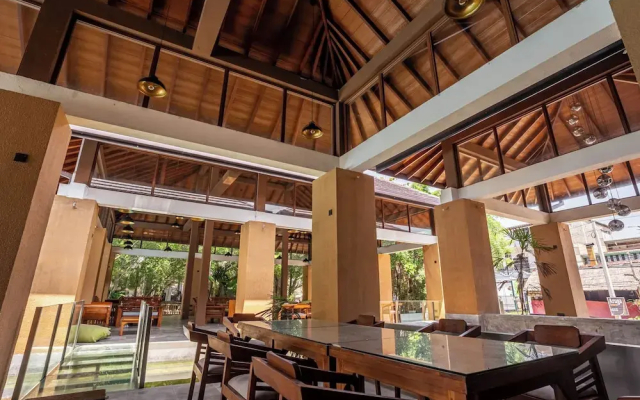 LUXTORI Arugambay