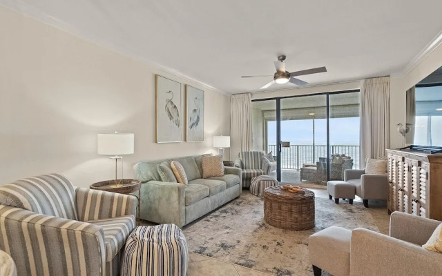 Pelican Pointe #1003