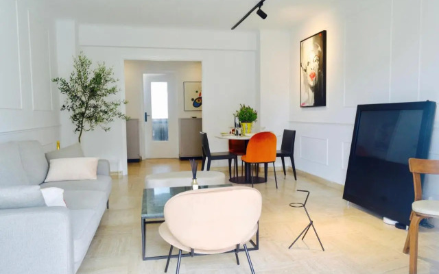 Elegant & Luminous 2-BR - Antibes City Center