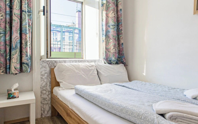 Comfortable 3BR Danube & Millenium Tower