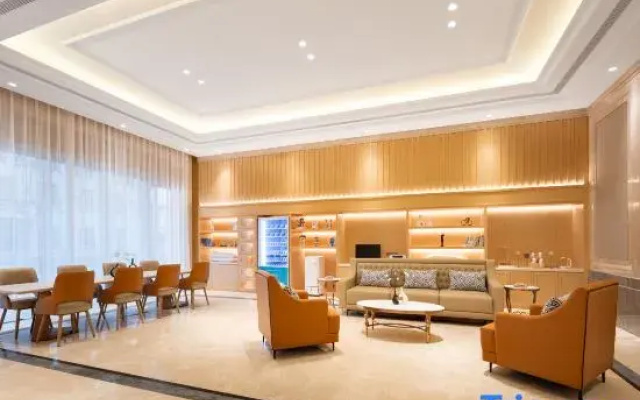 Vienna Hotel (Erdao Baihe Town Branch)