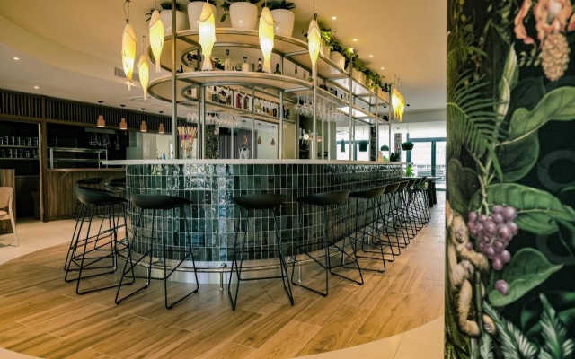LIVE Hotels Bordeaux Lac