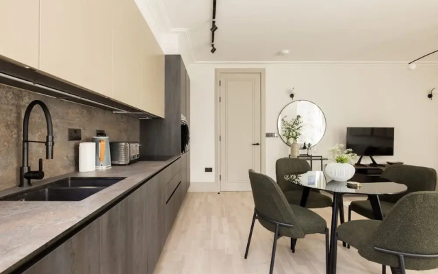 The Brunswick Square Retreat - Glamorous 1bdr Flat