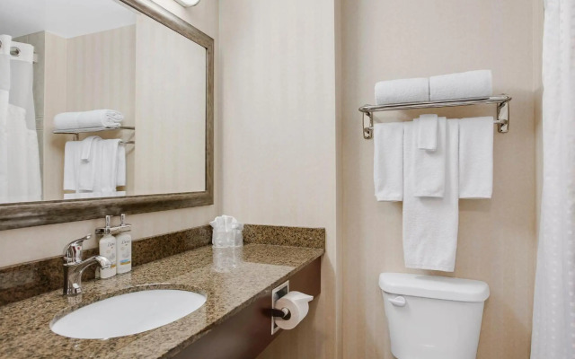 Holiday Inn Express & Suites Slave Lake by IHG