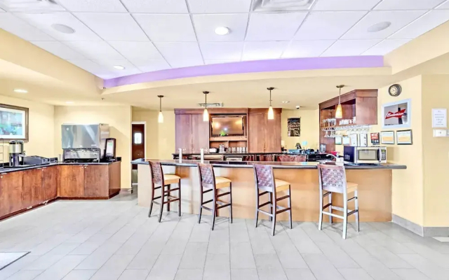 Condo w Hot Tub & Pool - Close to Universal Studio