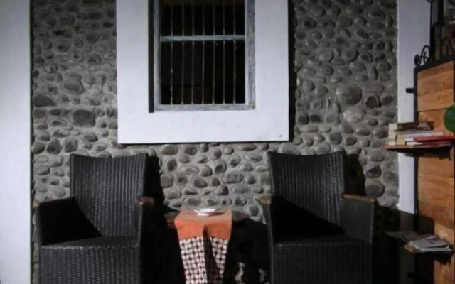 Ndalem Bebekan Guesthouse