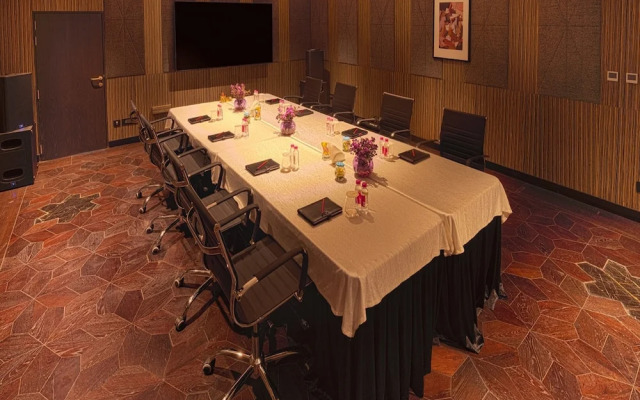 Parallel Hotel Udaipur, a member of Radisson Individuals