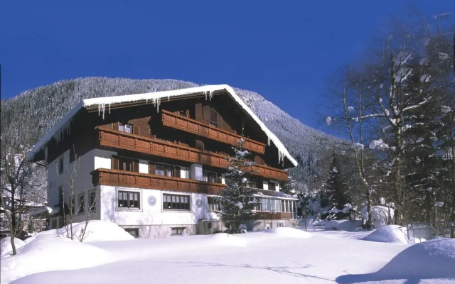 Hotel Monika & Montafon Chalets