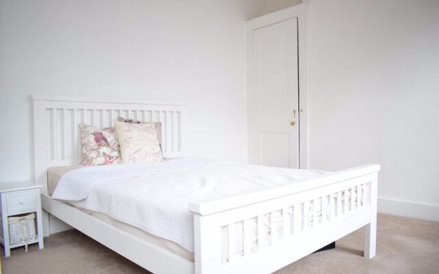 2 Bedroom Apartment in Pimlico