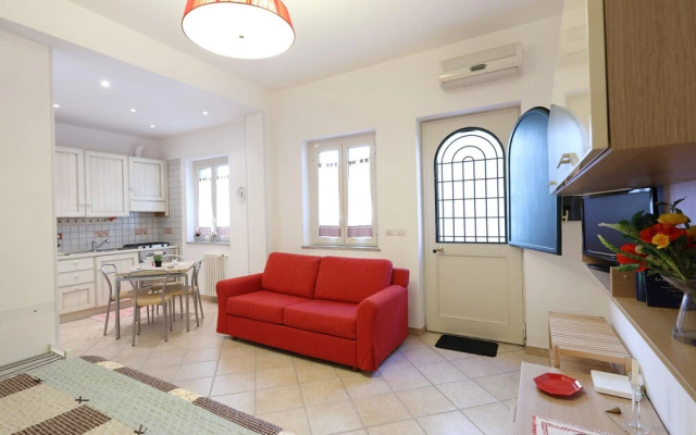 Flat Near The Historic Centre With Private Parking
