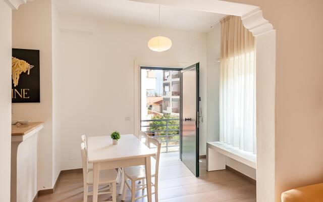 Lucienne in Alghero With 1 Bedrooms and 1 Bathrooms