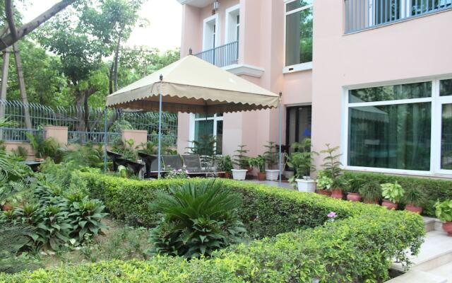 Royal Residence Iffco Chowk