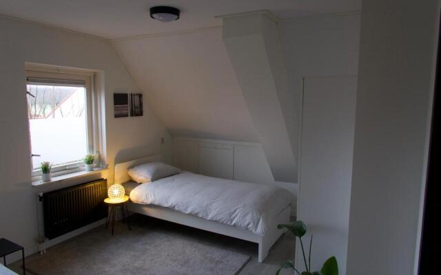 Luxurious Family Villa with swimmingpool big garden and jacuzzi