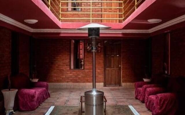 Tonito Hotel