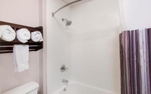 Holiday Inn Express & Suites Goodlettsville N - Nashville