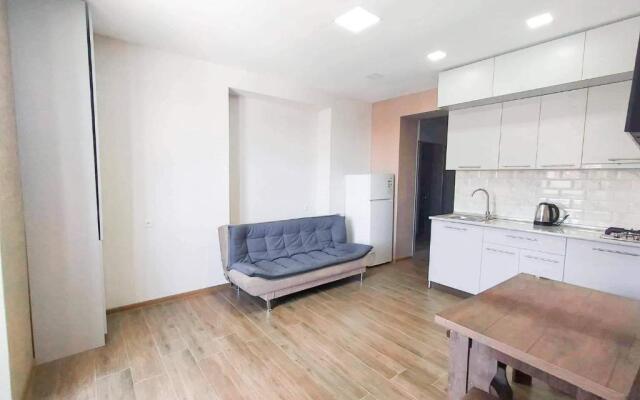 Didveli Residence E36
