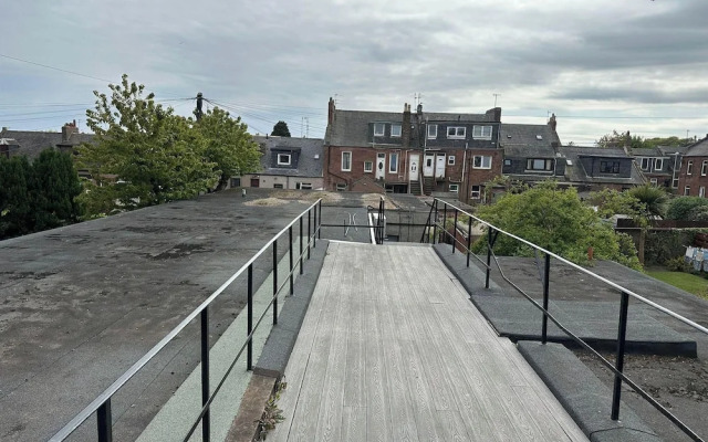 Central 3-bed Seaside Apartment - Sleeps 5